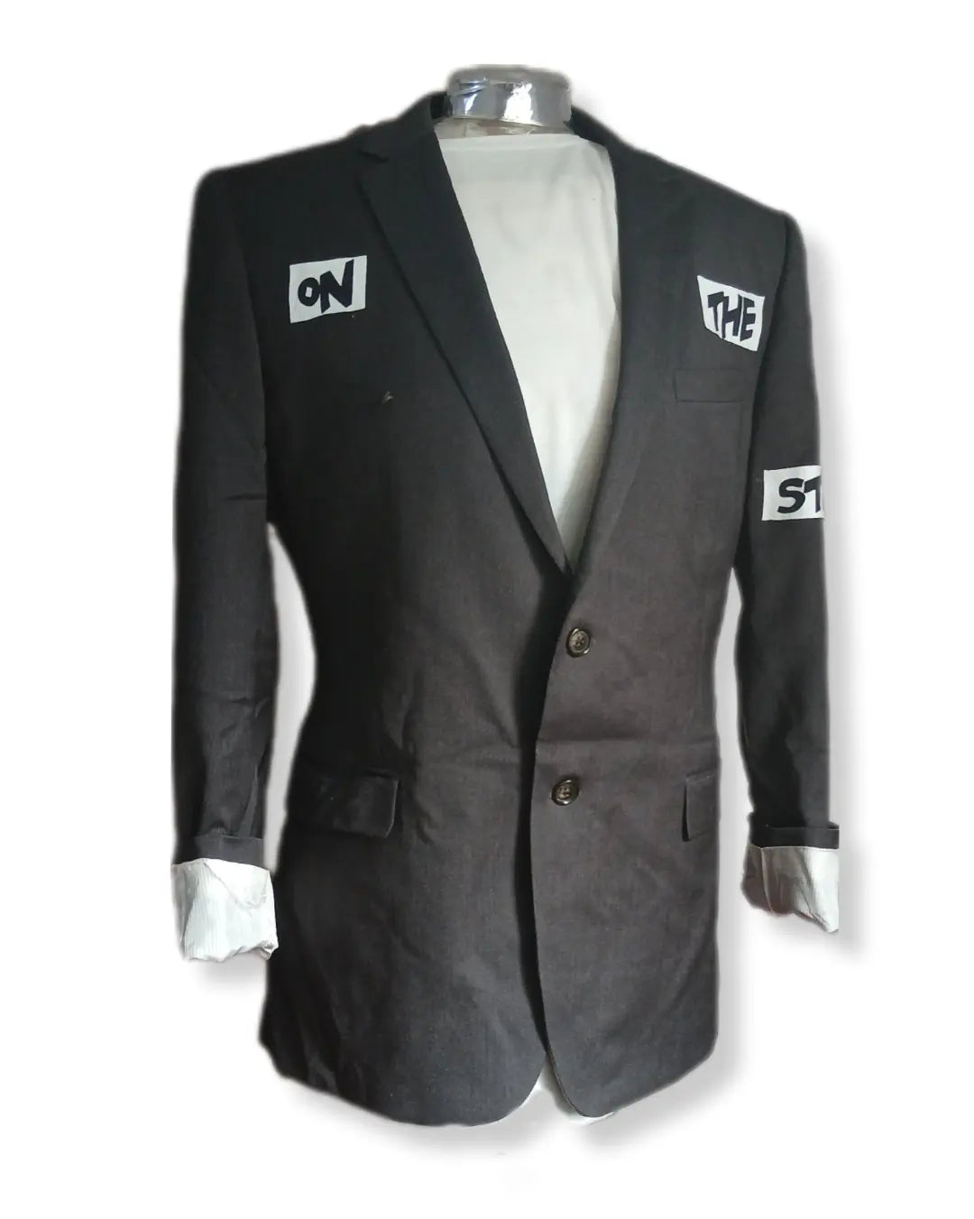 Charlie's Angeles tableau patch on single breasted slim suit jacket