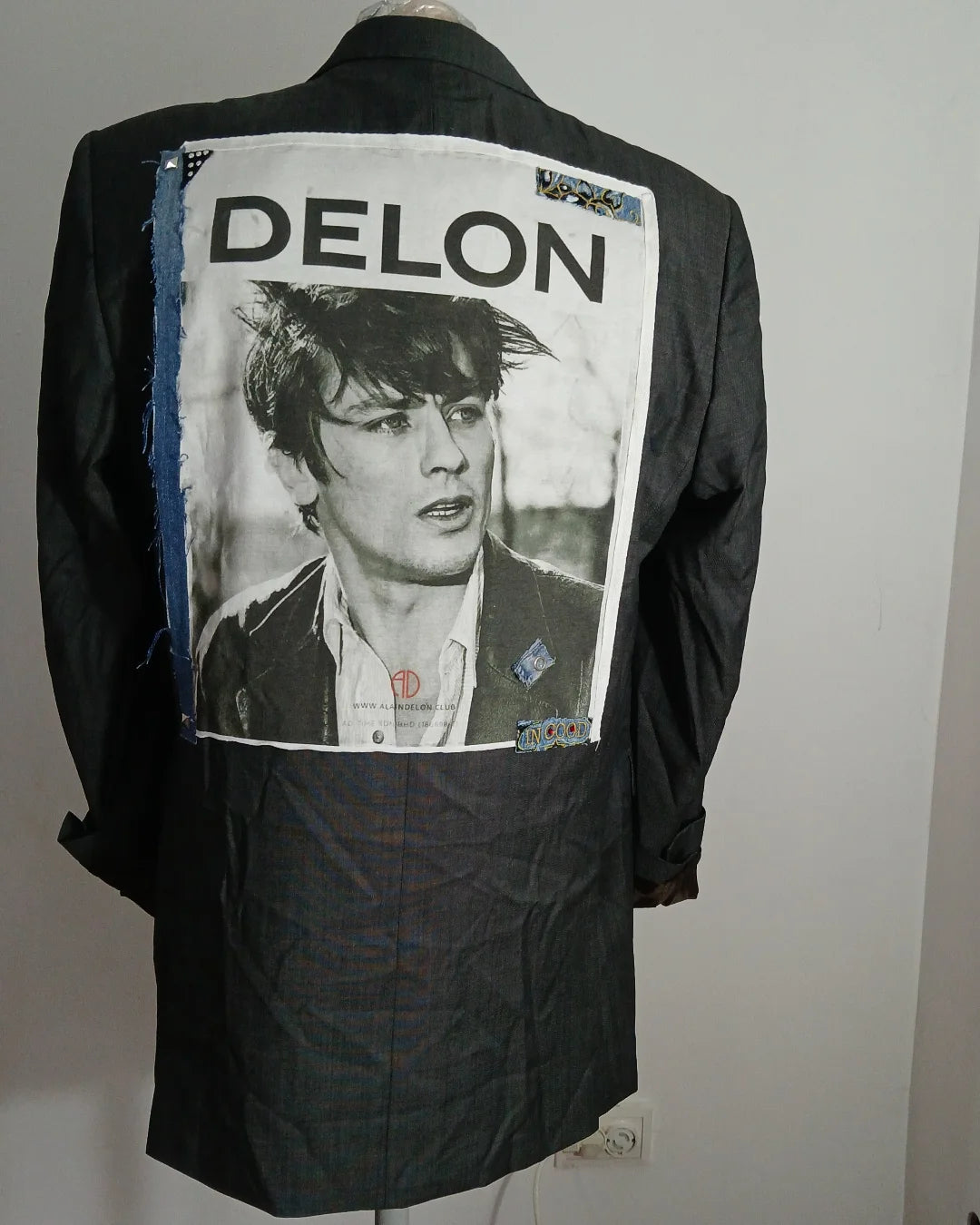 Oversized blazer with patches  - Delon iconic tableau theme